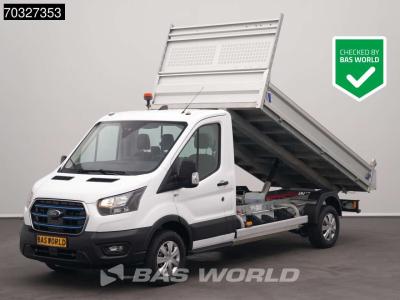 Ford e-Transit 184pk Elektrisch 68kWh 310km WLTP Kipper Airco Cruise Camera CarPlay Open Laadbak A/C Cru en vente par BAS World B.V.