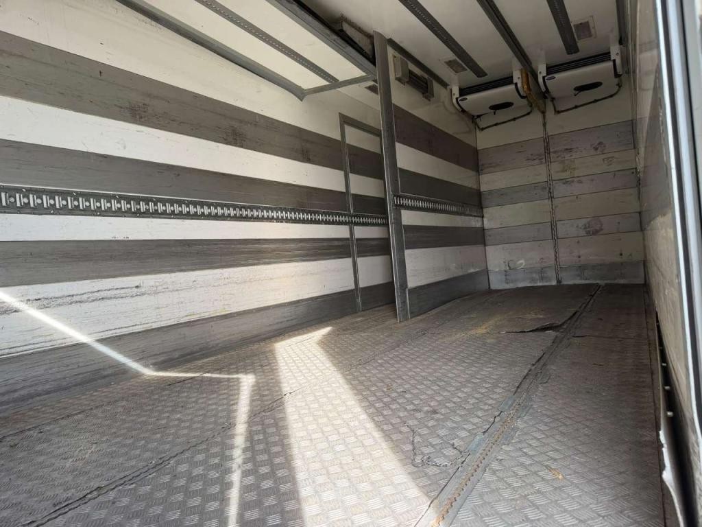 Iveco EUROCARGO CUBE 180E30 Photo 5