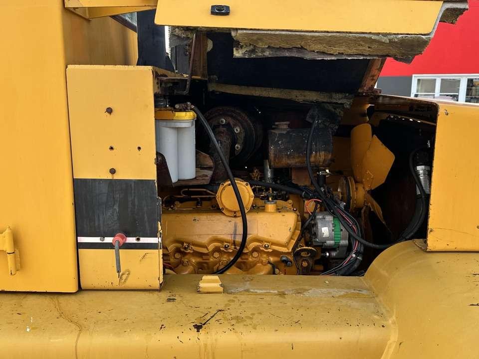 Caterpillar V225C Photo 7
