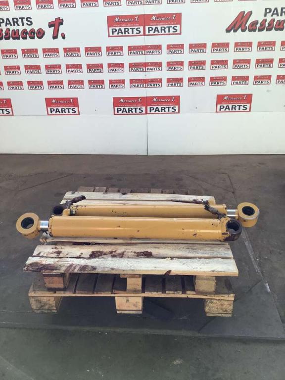 Piston de levage pour Caterpillar 924G Photo 1