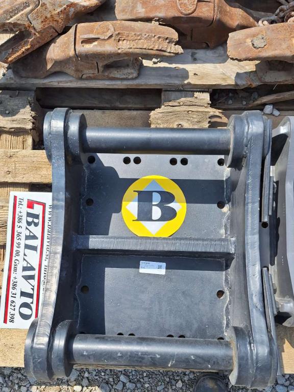 S60 for 12-18 ton excavators Attache rapide Photo 6