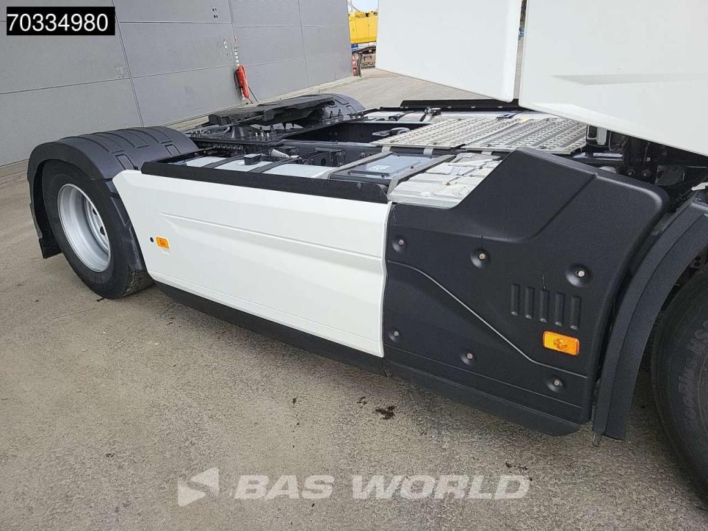 Renault T 480 4X2 HIGH 2xTanks Standklima ACC Photo 13