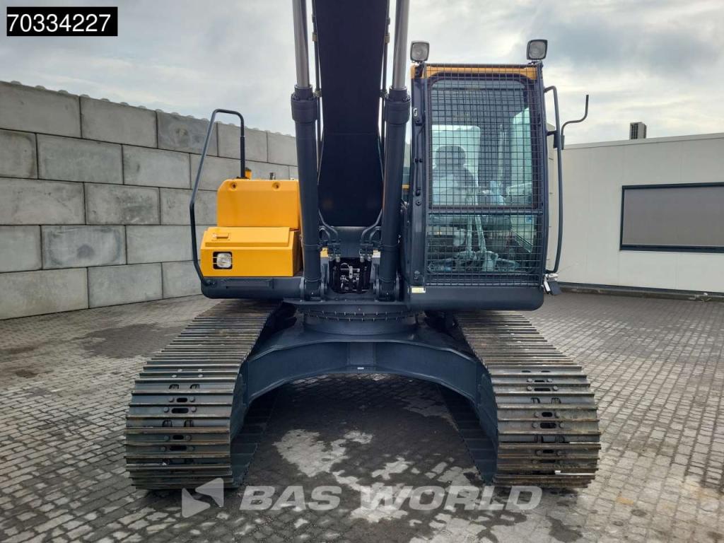 Hyundai R210 Photo 10