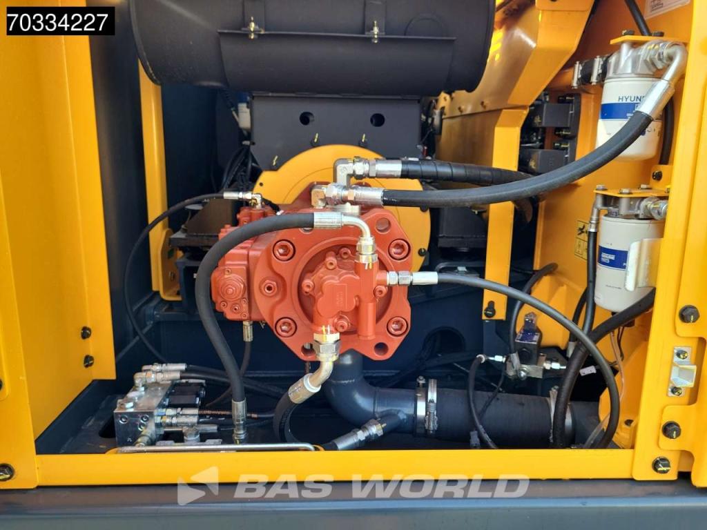 Hyundai R210 Photo 20
