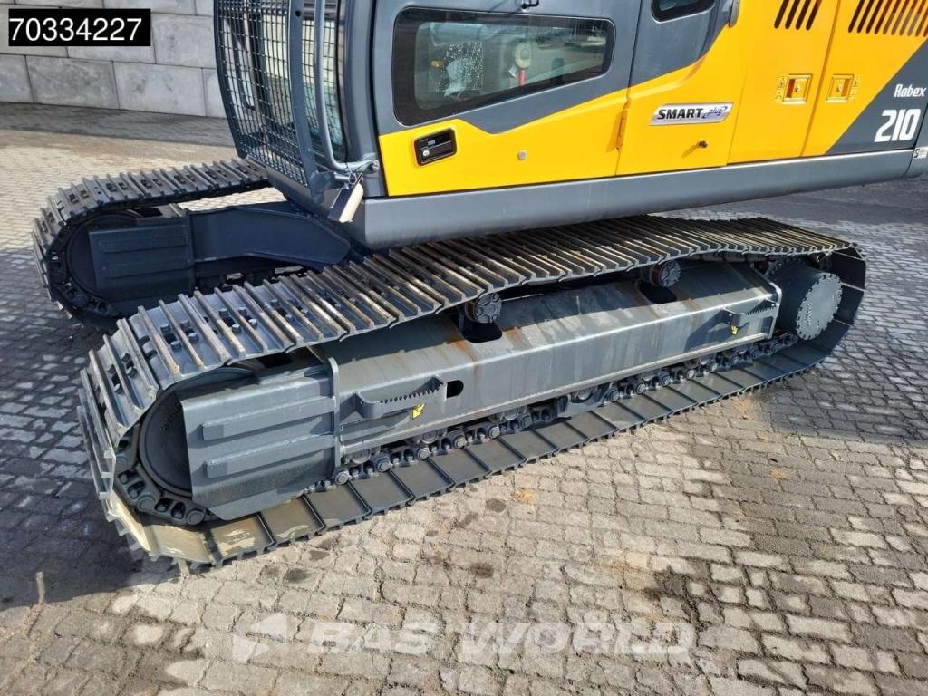 Hyundai R210 Photo 24