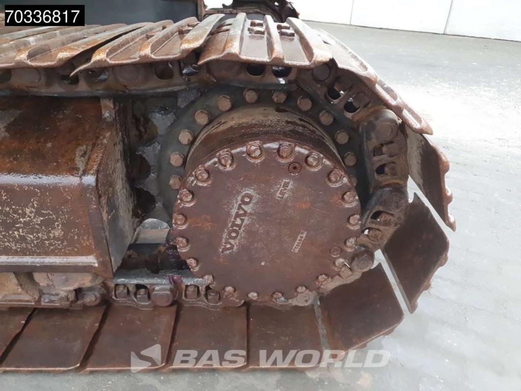 Volvo ECR235 E L Photo 30