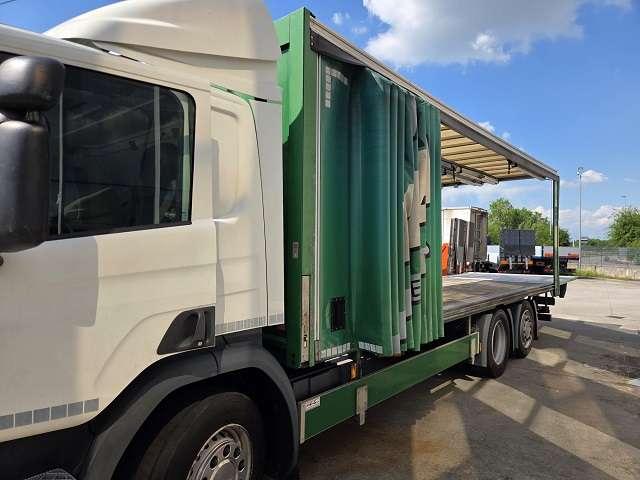 Scania P 320 6x2 Photo 7