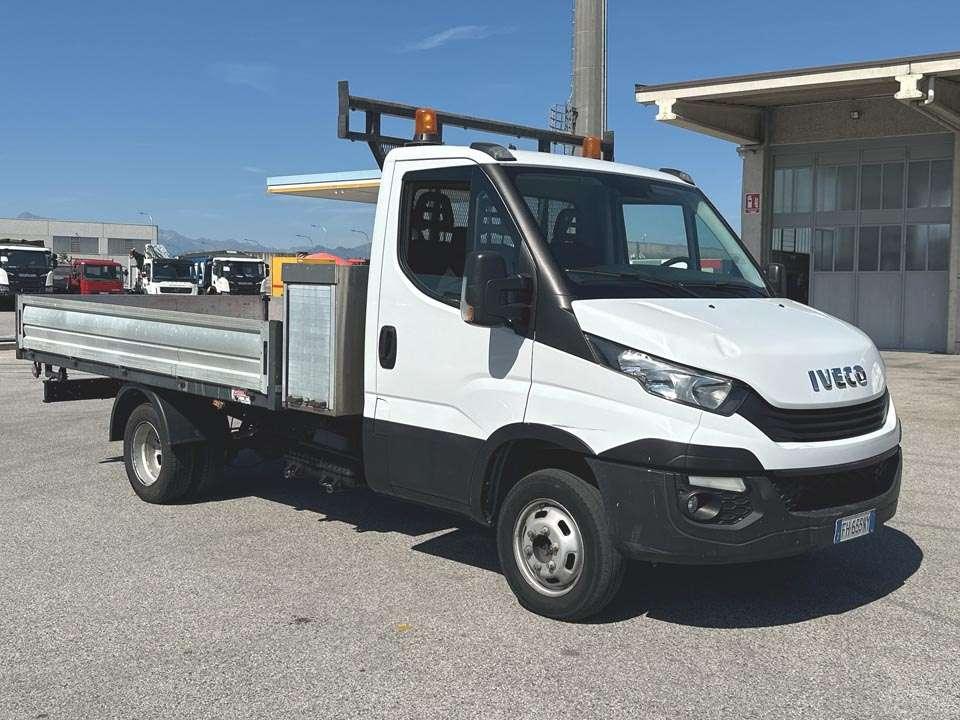 Iveco Daily 35-150 4x2 Photo 18