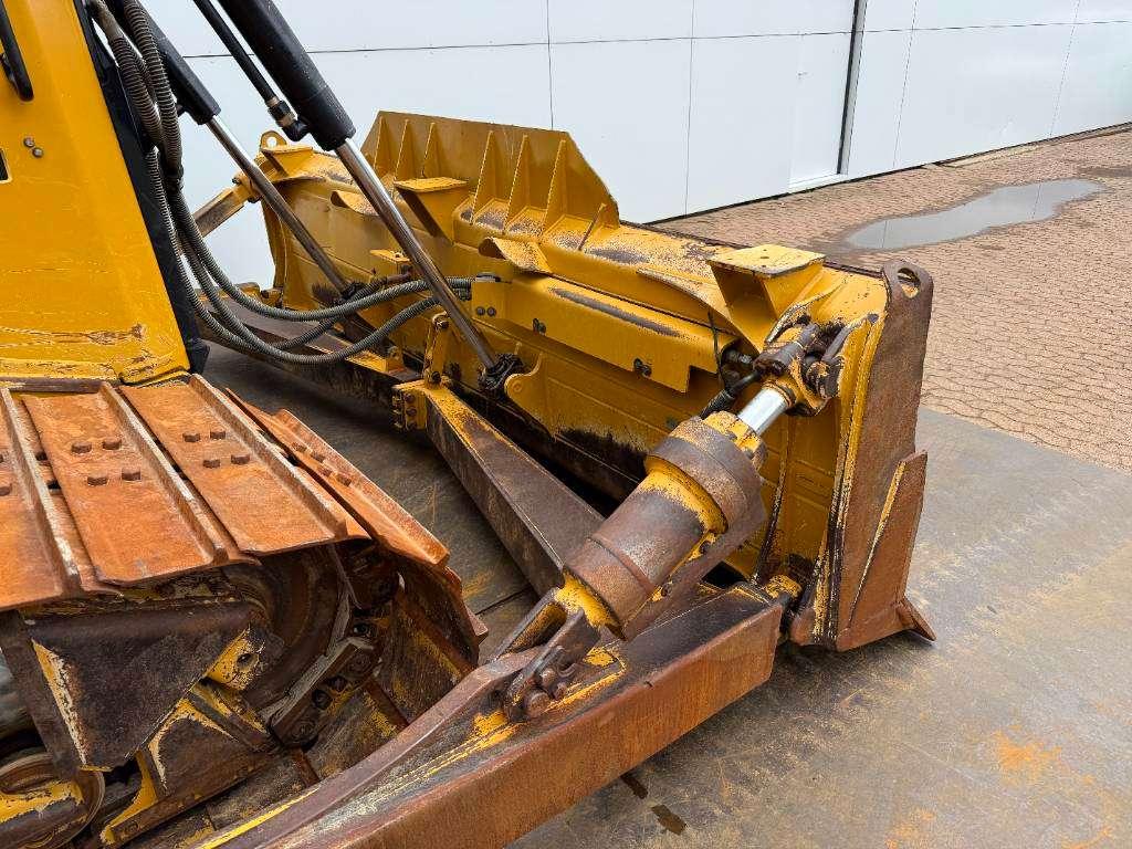Caterpillar D6XE LGP - German Machine / Ripper Valve Photo 18