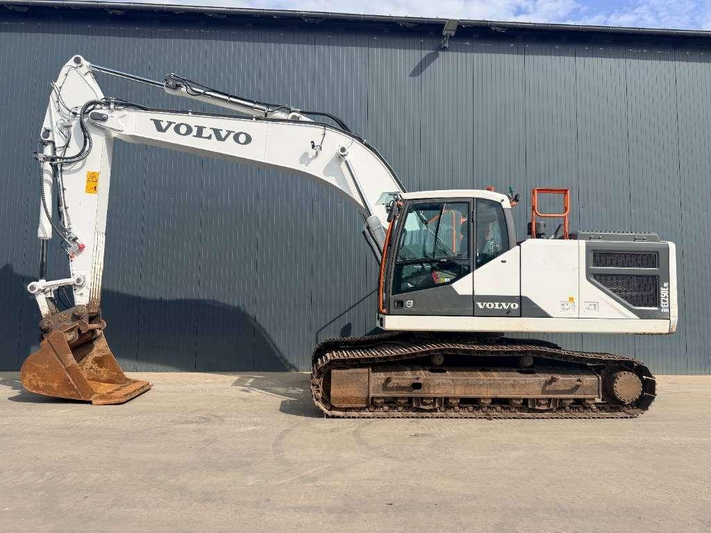 Volvo EC250E NL - 3M WIDE Photo 5