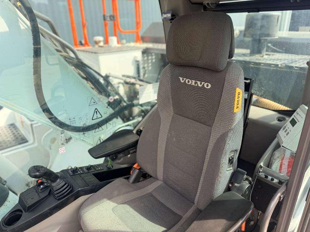 Volvo EC250E NL - 3M WIDE Photo 8