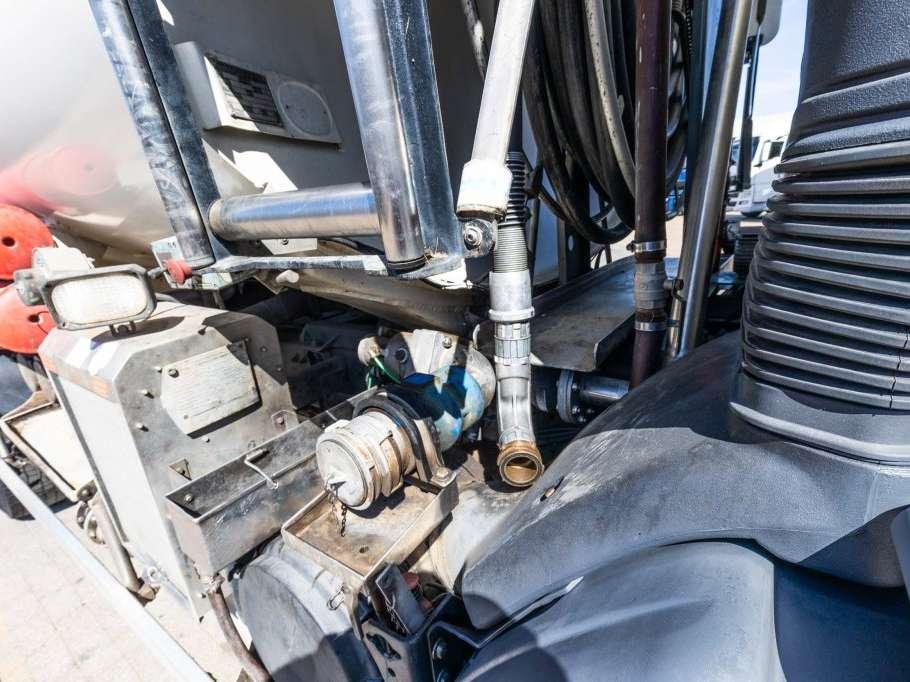 Renault PREMIUM 270 + MAGYAR 13000L+4COMP+INTARDER Photo 15