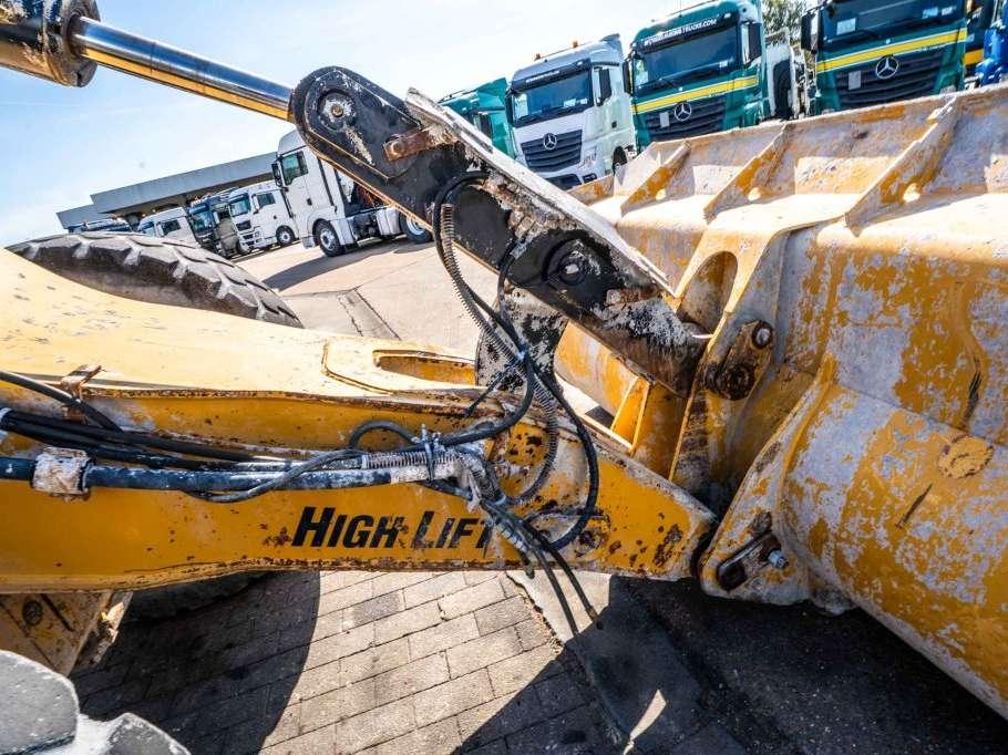 Caterpillar CAT 924G // GODET 3m3 Photo 12