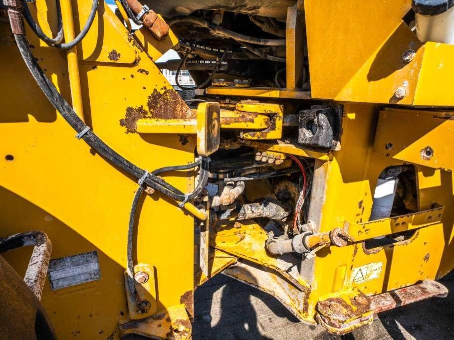 Caterpillar CAT 924G // GODET 3m3 Photo 9