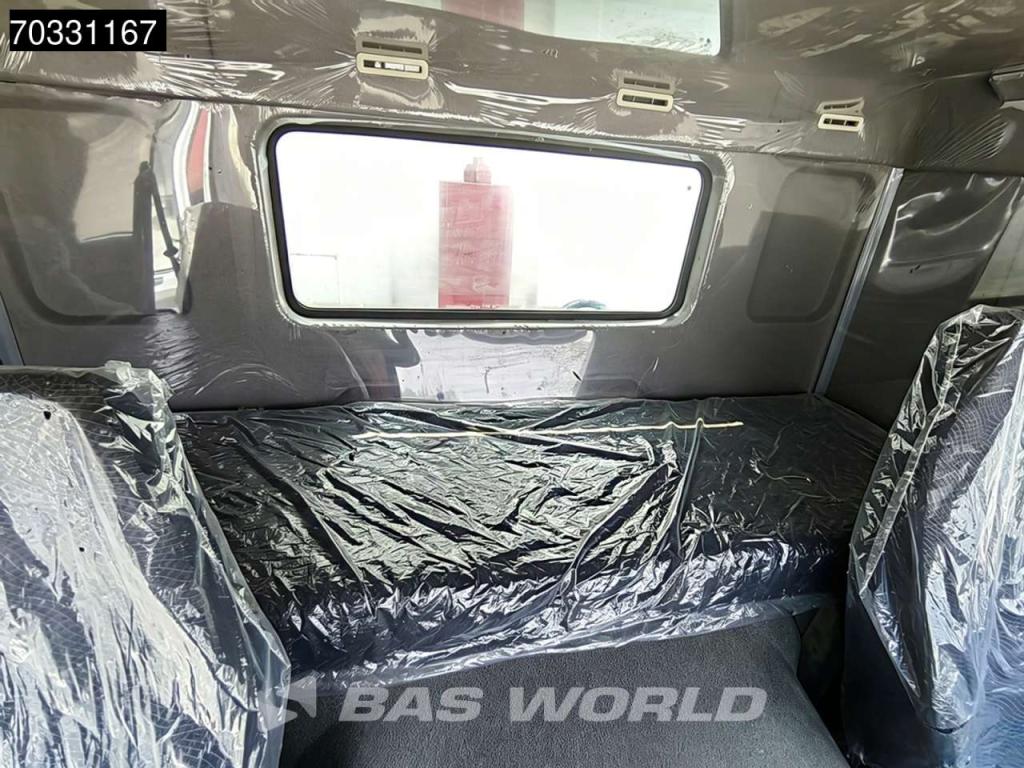Sinotruk HOWO 371 6X4 Photo 25