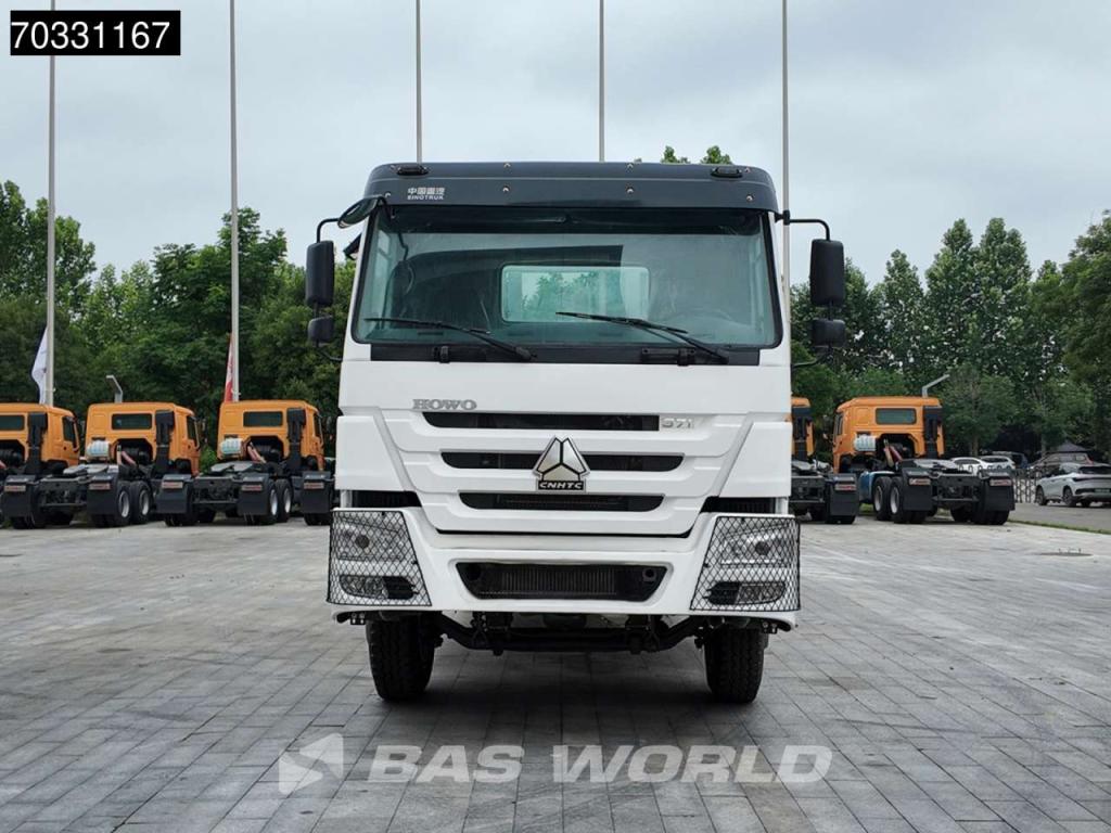Sinotruk HOWO 371 6X4 Photo 5