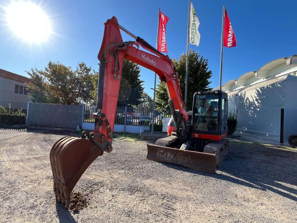 Kubota KX080-4A Photo 4