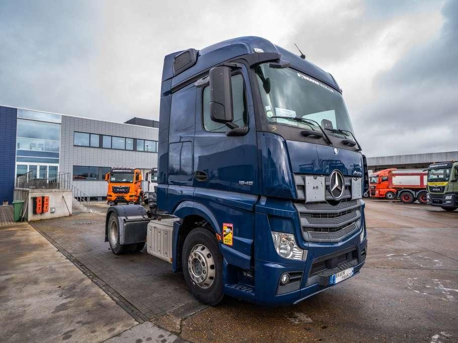 Mercedes-Benz ACTROS 1846+ADR Photo 2