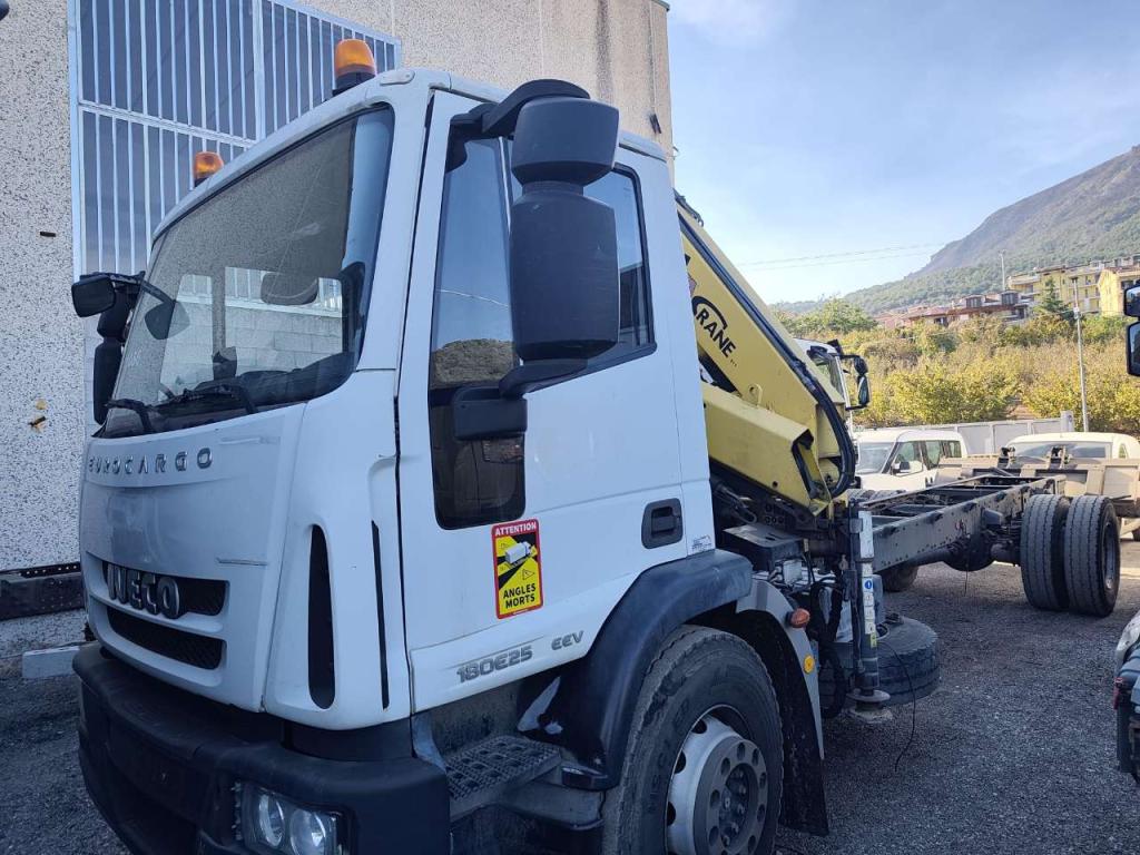 Iveco EUROCARGO 180E25K Photo 22