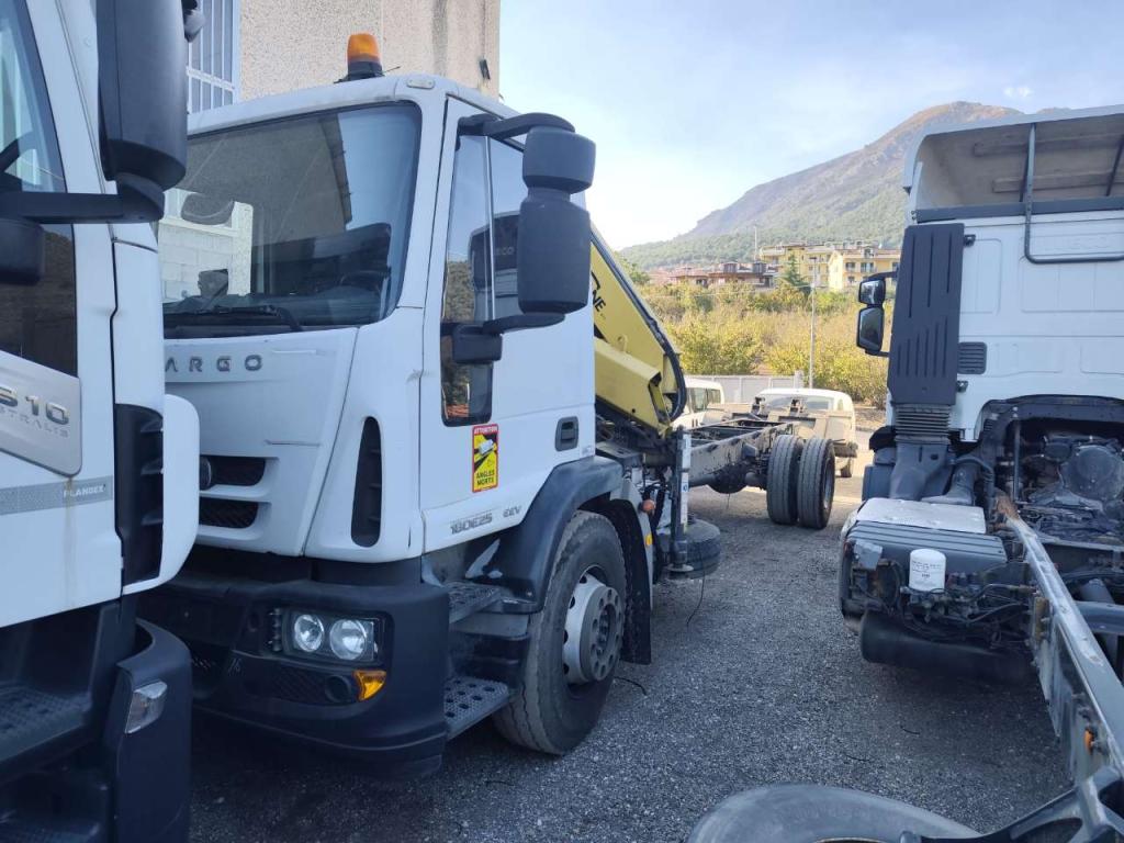 Iveco EUROCARGO 180E25K Photo 24