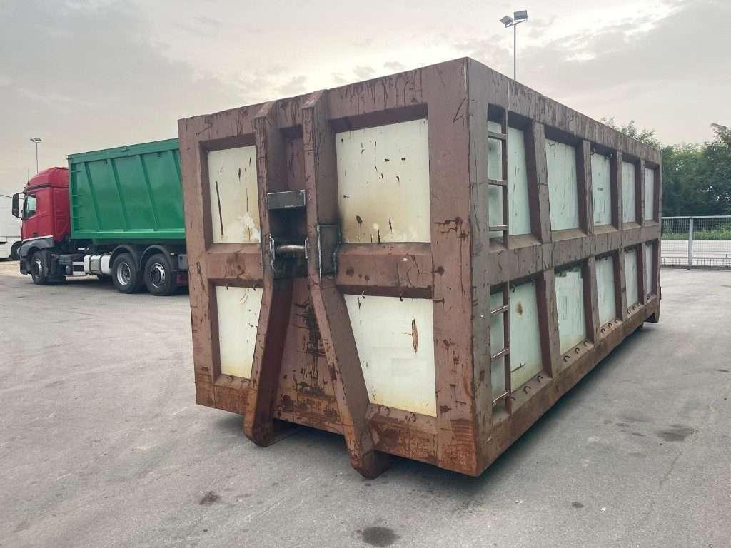 CONTAINER SCARRABILE USATO A CIELO APERTO Photo 1
