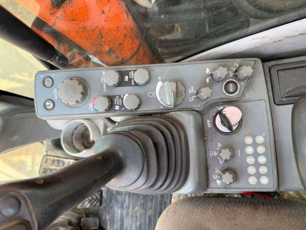 Hitachi ZX170W-5B - Blade / Triple Boom / Auto Greasing Photo 10
