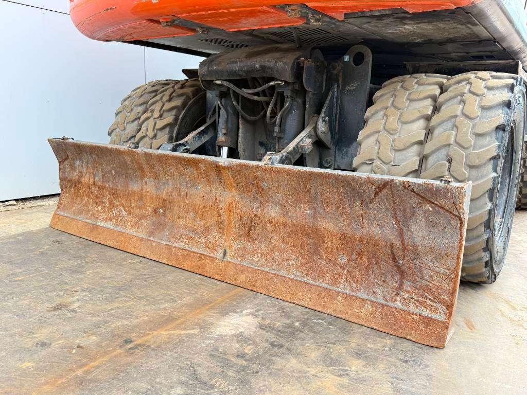 Hitachi ZX170W-5B - Blade / Triple Boom / Auto Greasing Photo 17