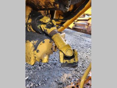 Volvo propeller shaft 11410847 for Volvo L110E, L110F, L120E, L120F Photo 1