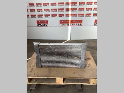 Radiateur intercooler pour Hitachi ZX160LC en vente par Massucco T. Srl Area Ricambi