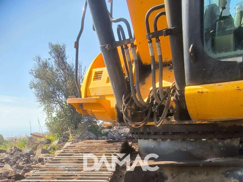JCB JS235HD Photo 13
