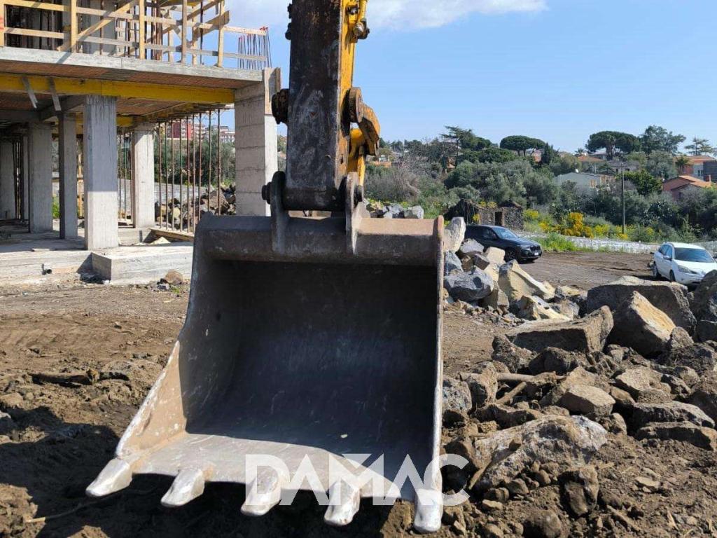 JCB JS235HD Photo 15