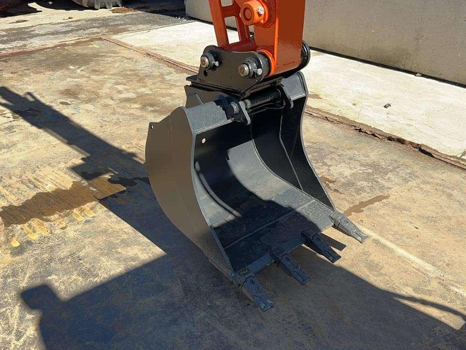 Hitachi ZX29U-3 CLR Photo 8