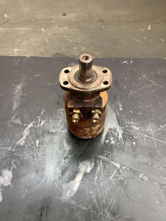 Hydroguidage de direction pour Bitelli BB650 Photo 3