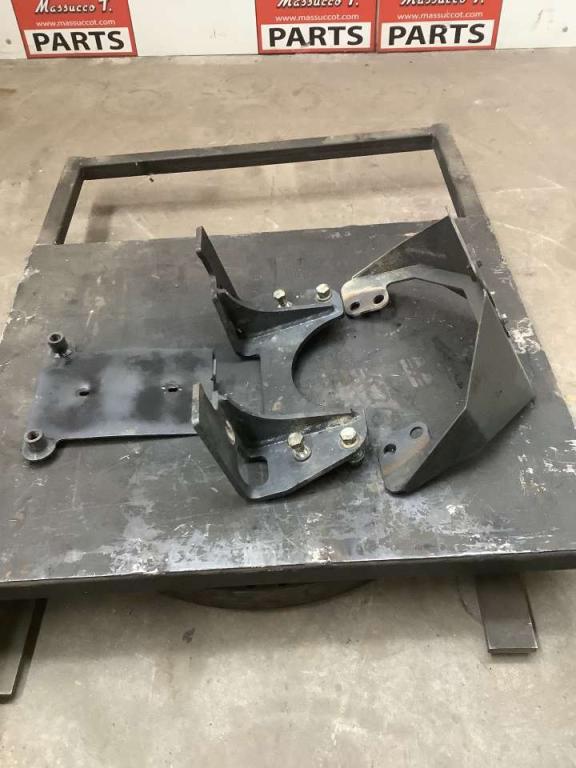 Riparo freno a mano pour Bell 30E Photo 4