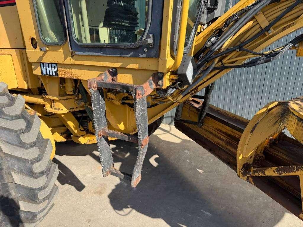 Caterpillar 140H Photo 15