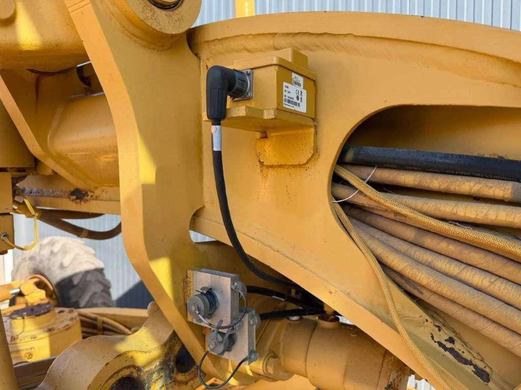 Caterpillar 140H Photo 22
