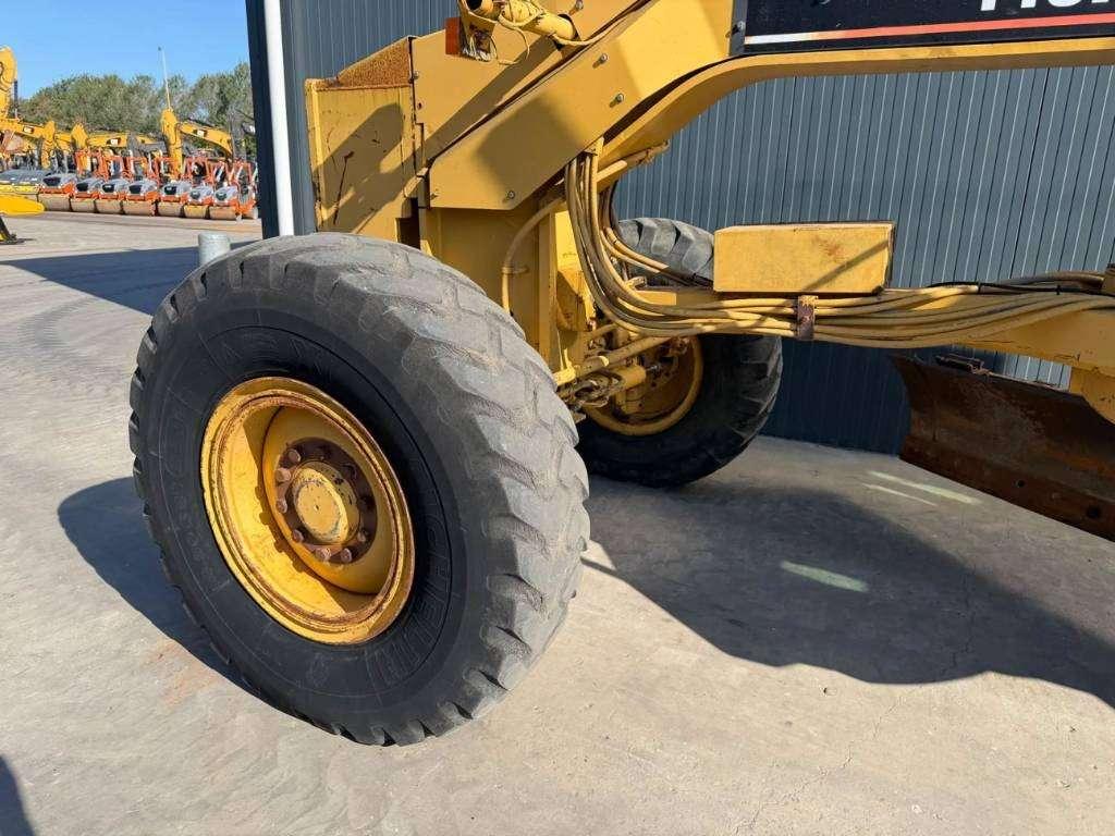 Caterpillar 140H Photo 25