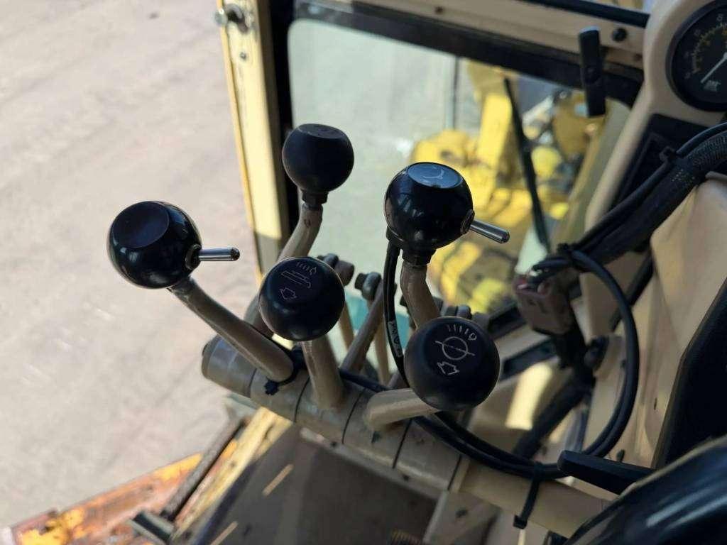 Caterpillar 140H Photo 29