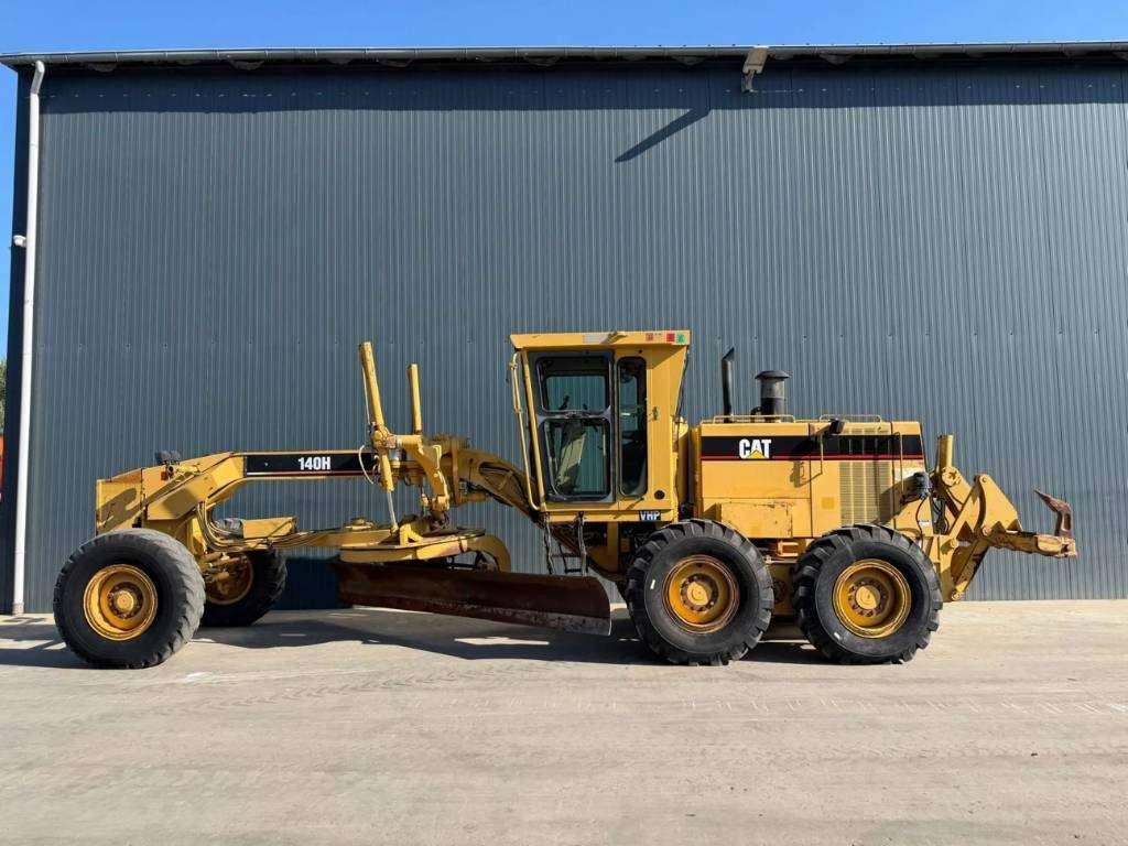Caterpillar 140H Photo 5