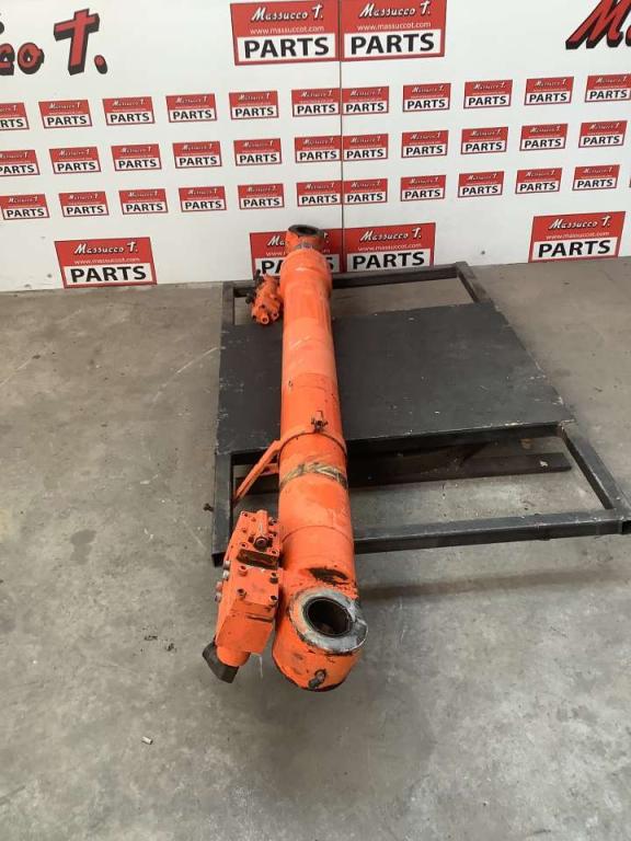 Piston de pénétration pour Hitachi EX235 Photo 2