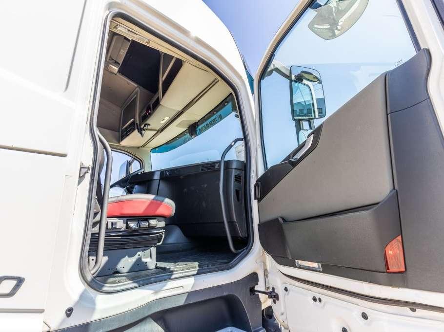 Volvo FH 500 + INTARDER + HYDR. Photo 11