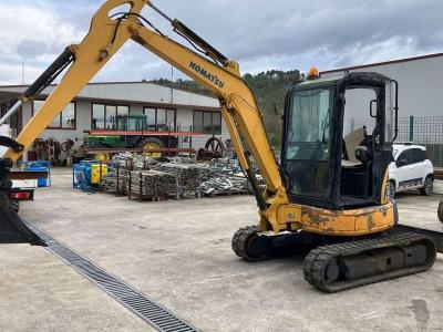 Komatsu PC35MR en vente par Tevi Srl