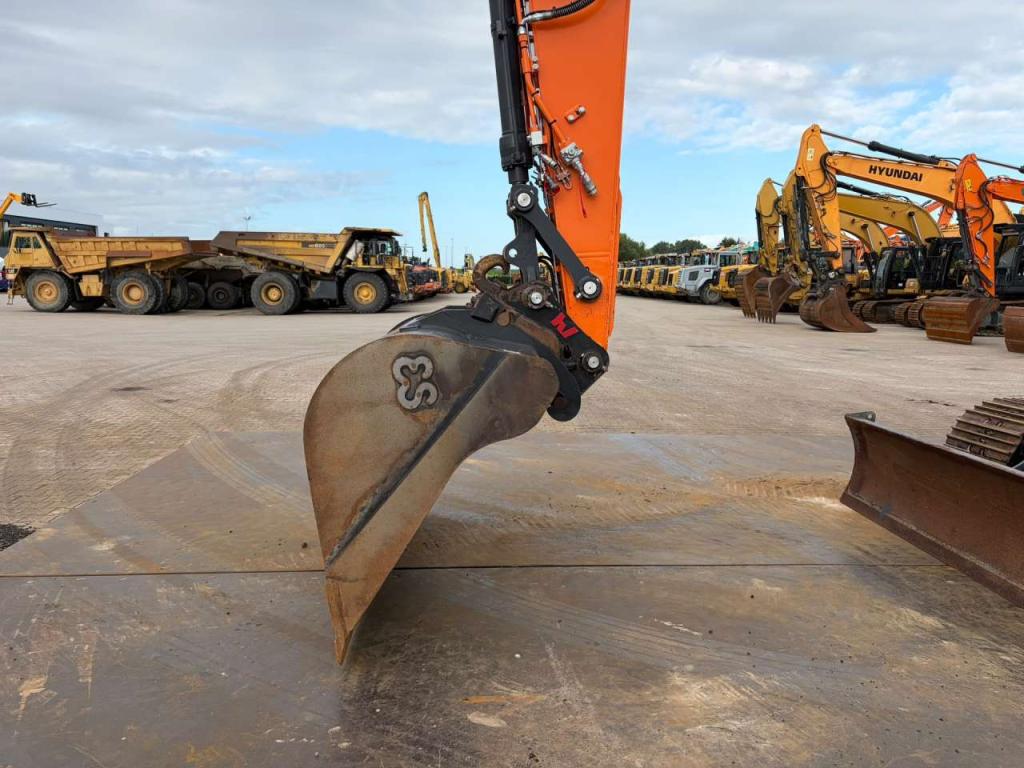 Doosan DX140LCR-7 Photo 11