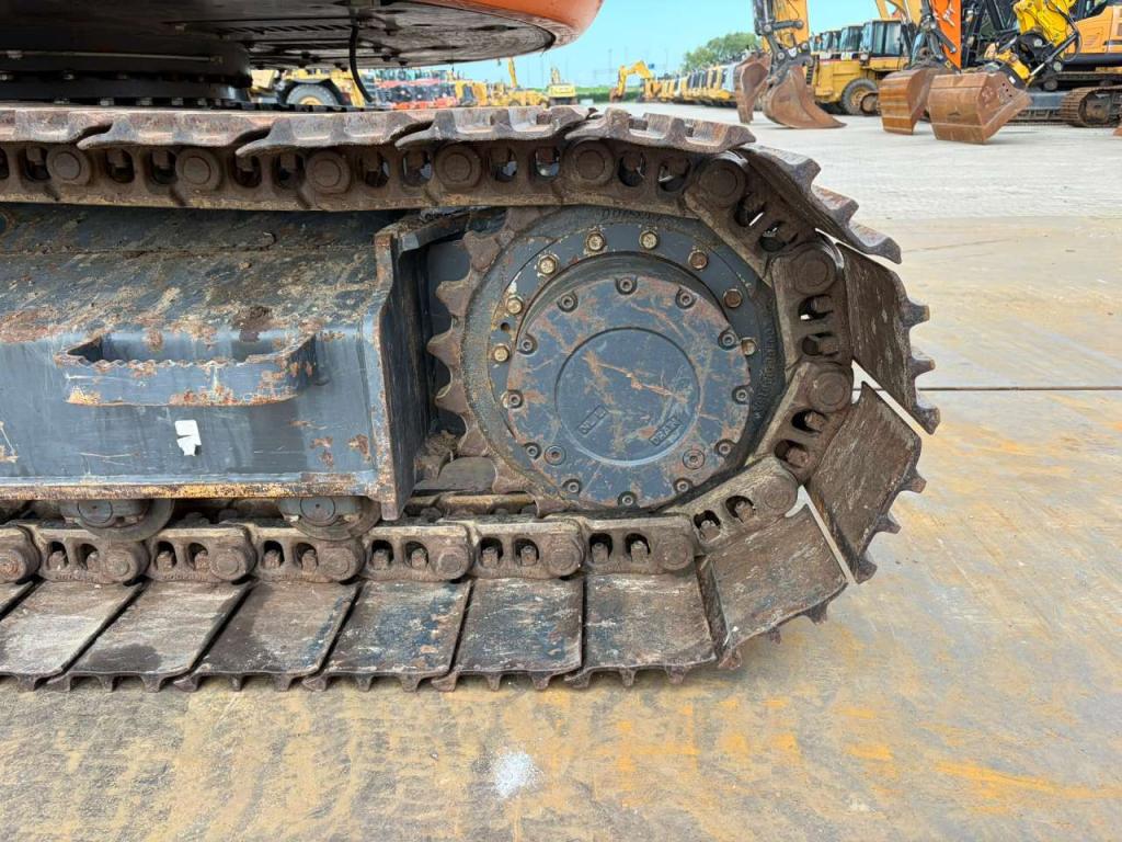 Doosan DX140LCR-7 Photo 14