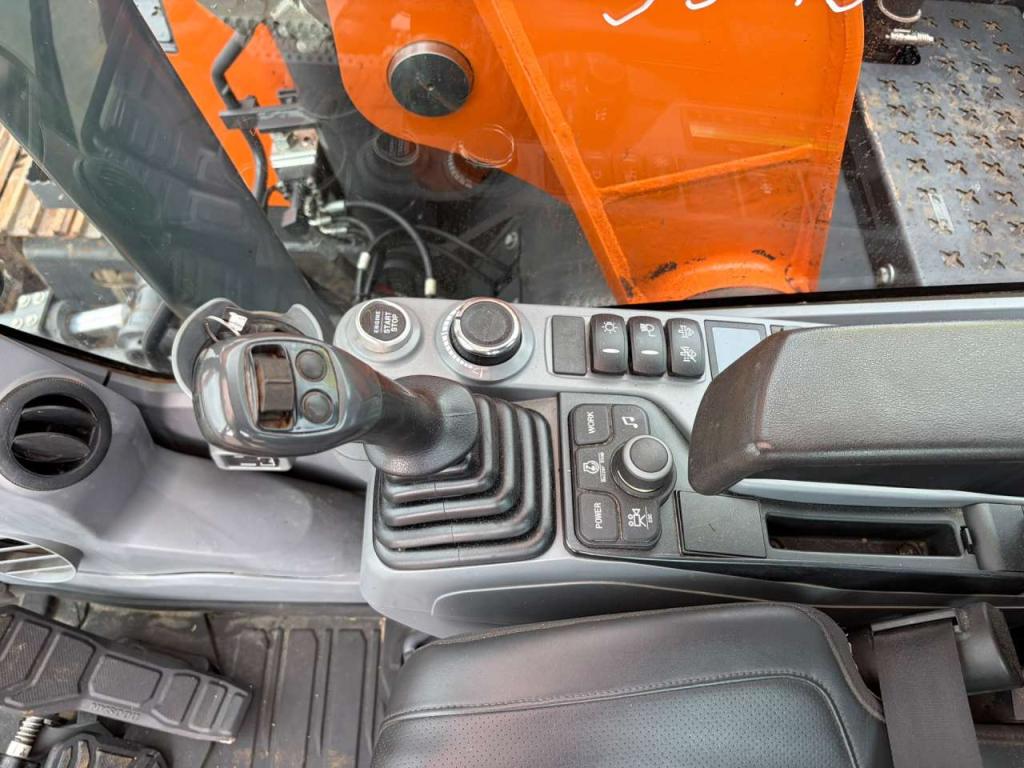 Doosan DX140LCR-7 Photo 28