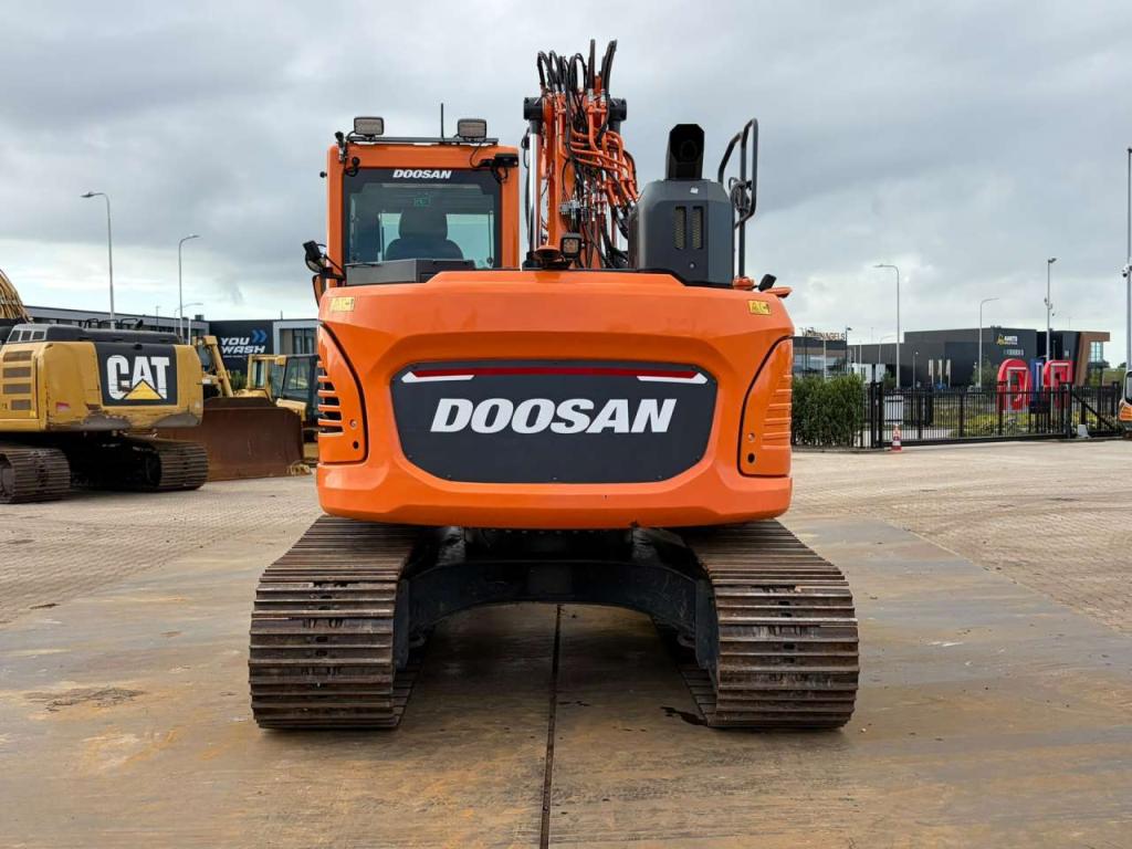 Doosan DX140LCR-7 Photo 4