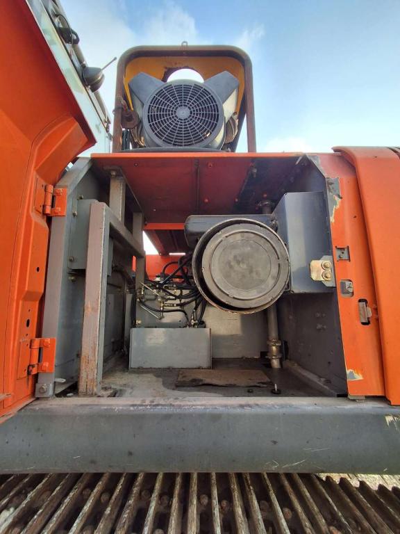 Hitachi ZX350-3 Photo 11