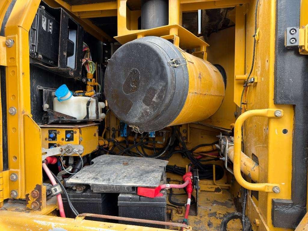 Caterpillar 336D L Photo 30