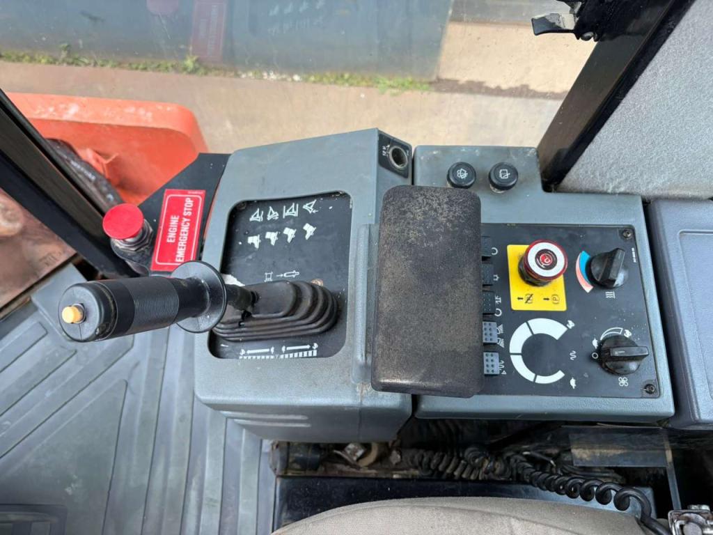 Caterpillar CP74 Photo 22
