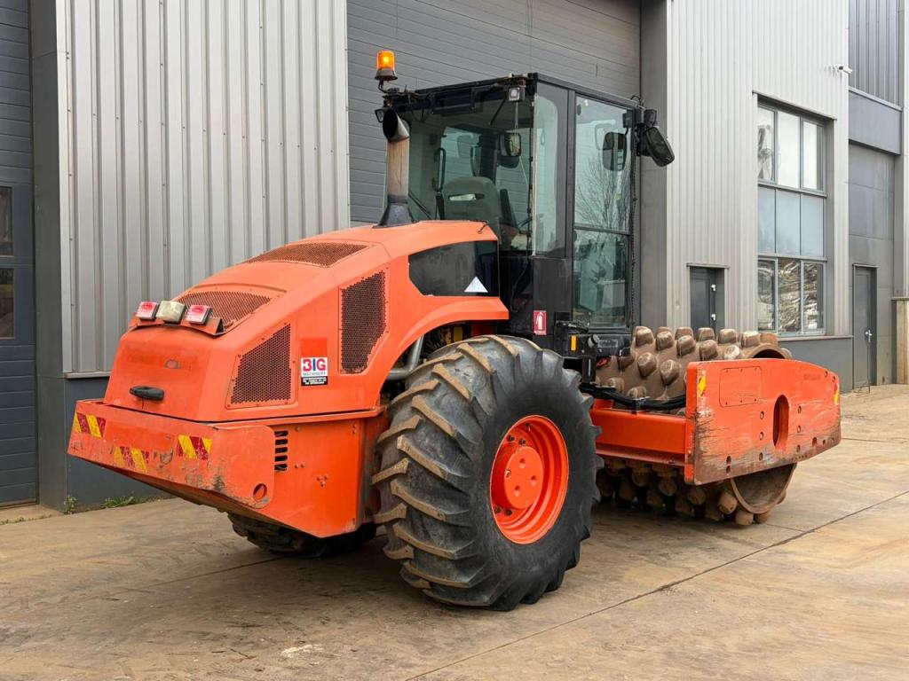 Caterpillar CP74 Photo 5
